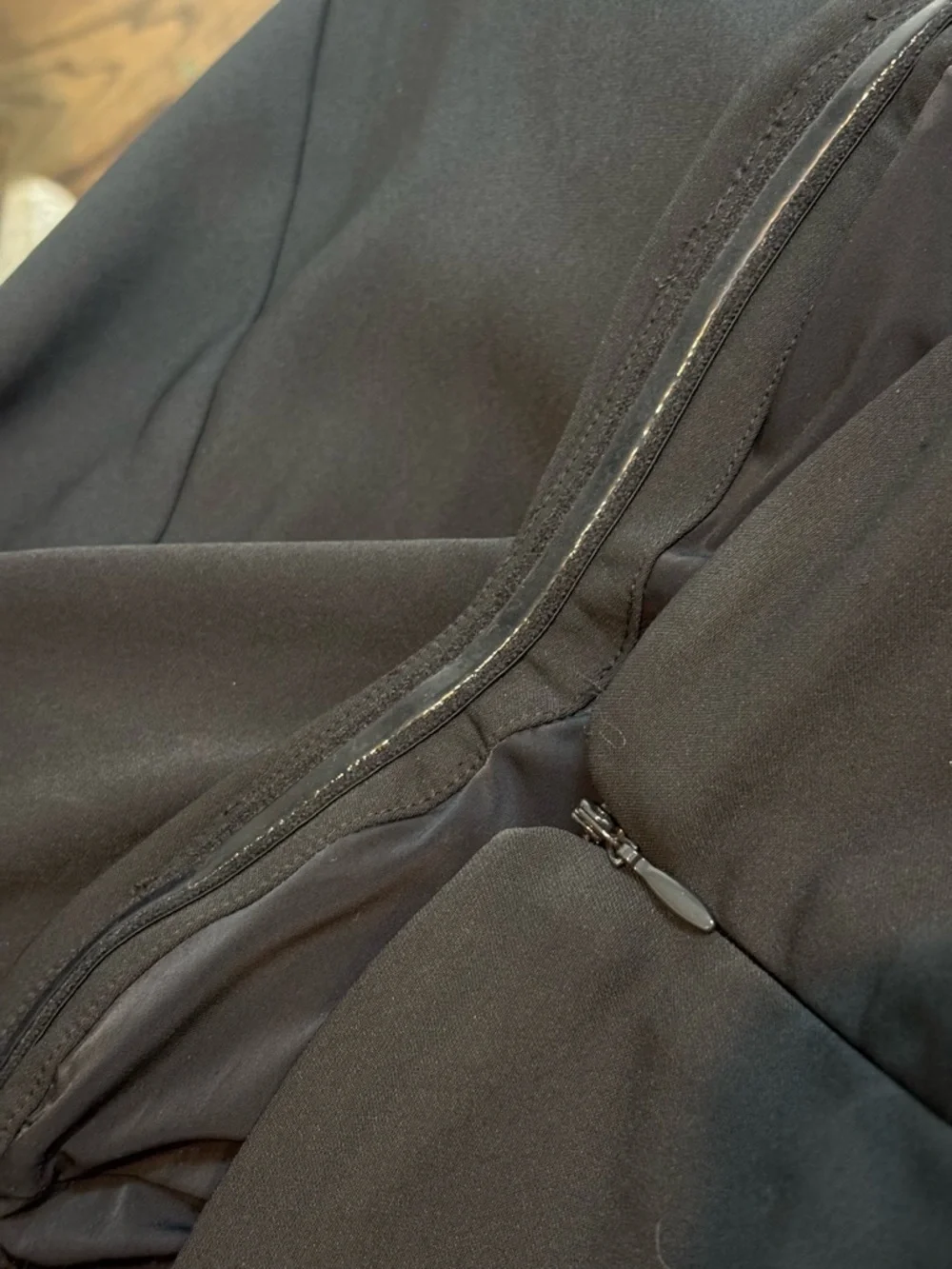 NWT Abercrombie & Fitch Black Off Shoulder Sweetheart Midi Sheath Dress S - Picture 9 of 11